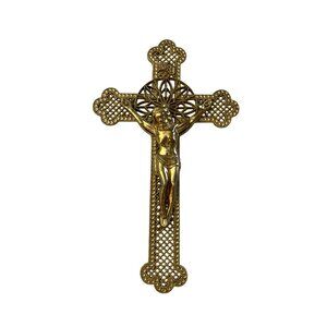 Vintage Ornate Gilded Gold Filigree Ornate Crucifix By Gallo Co. NYC
